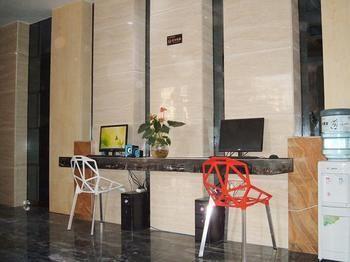 Xingbo Express Hotel Guilin Car Station Branch ภายนอก รูปภาพ